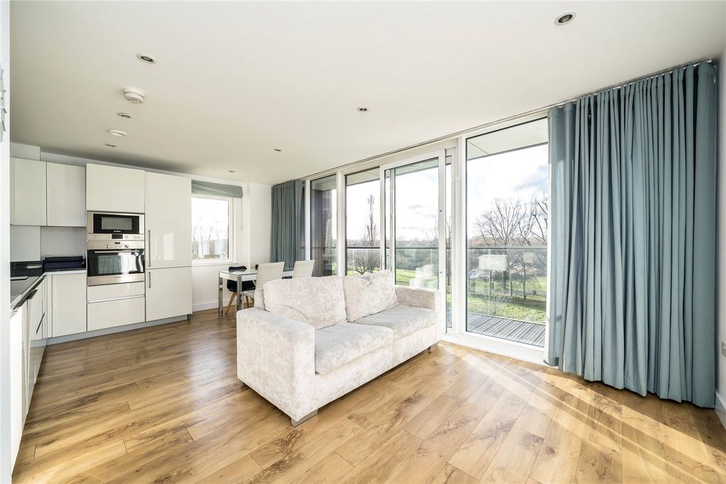 Property photo 2 of 10 Picture No. 26