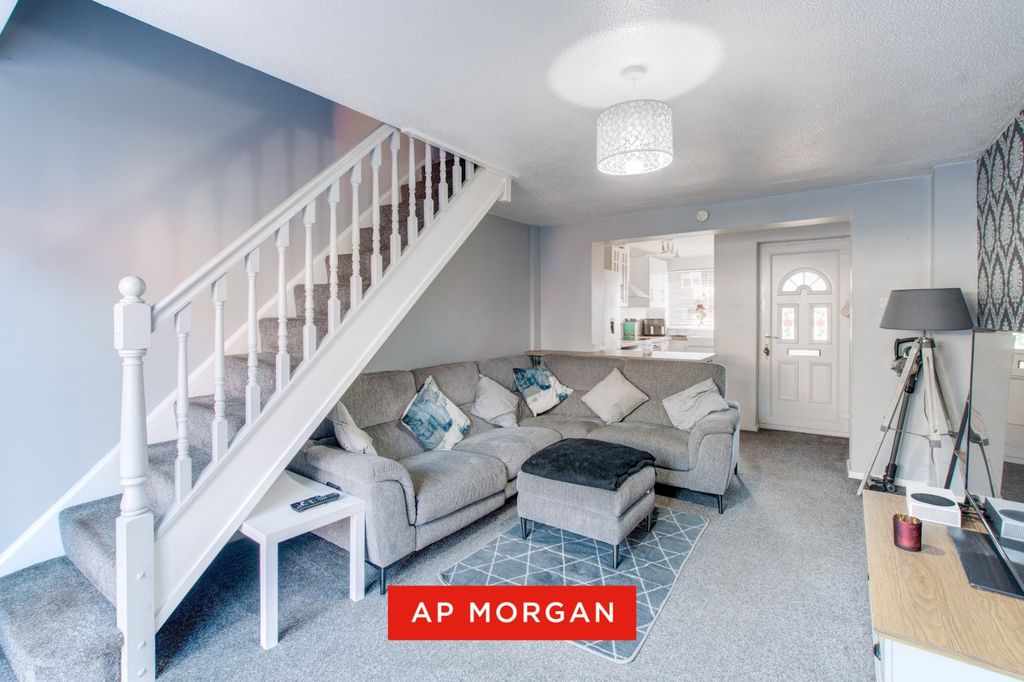 Property photo 3 of 11 Picture No. 15