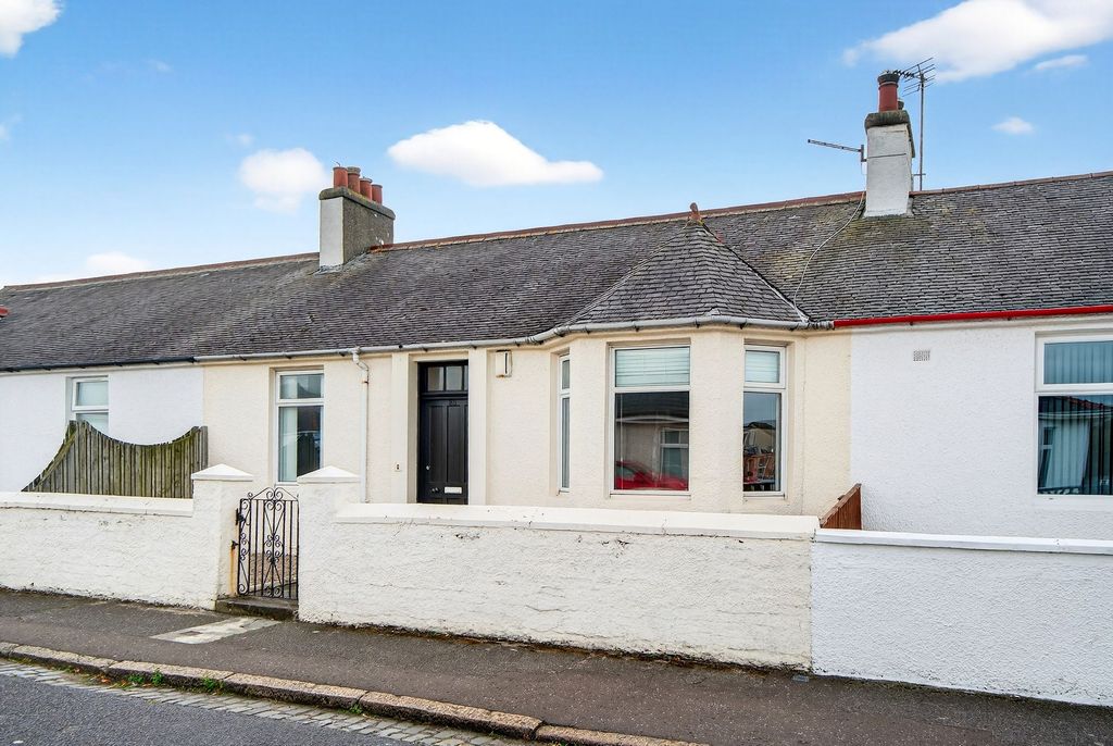 Property photo 1 of 20