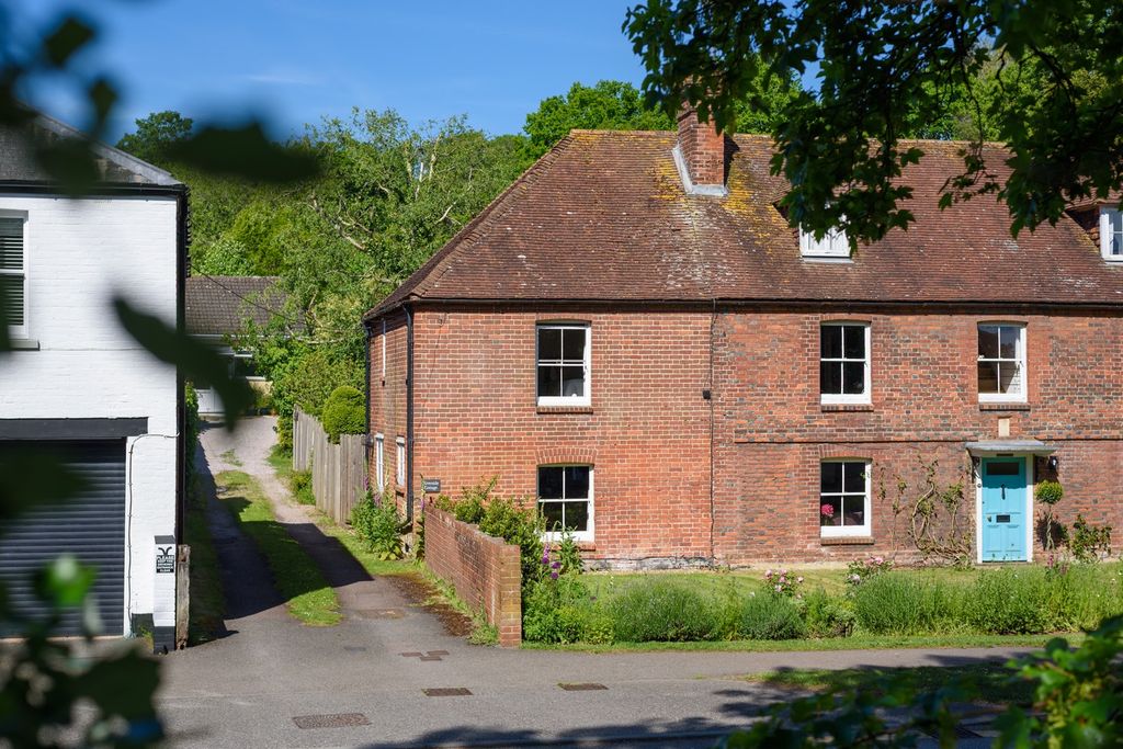 Property photo 1 of 23 4392961