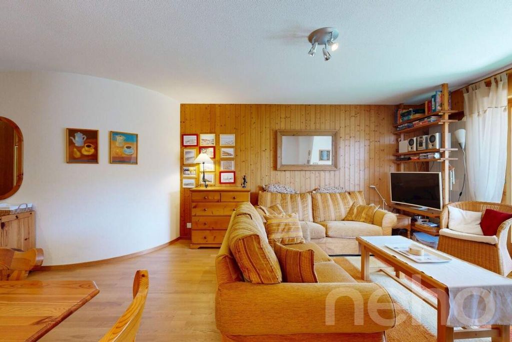 Property photo 3 of 12