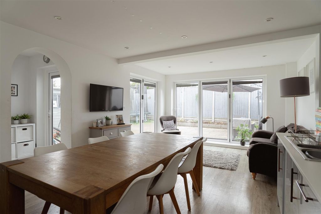 Property photo 1 of 15 11.Jpg