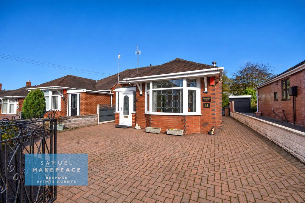 Property photo 1 of 13 Two Bedroom Semi Detached Bungalow With Spacious Interiors