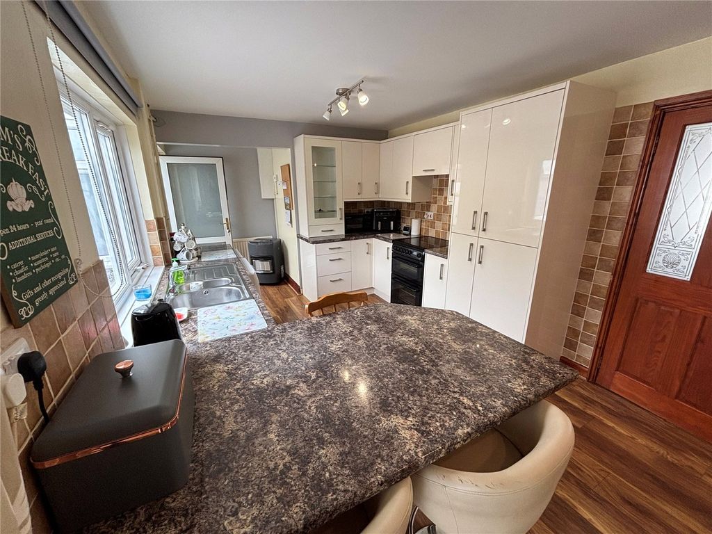 Additional image 6 of 3 bed semi-detached house for saleWoodfield Avenue, Kilgetty, Pembrokeshire SA68