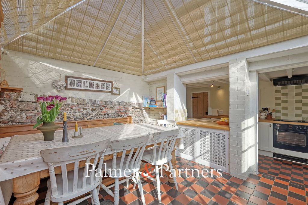 Property photo 3 of 29 Picture No. 03