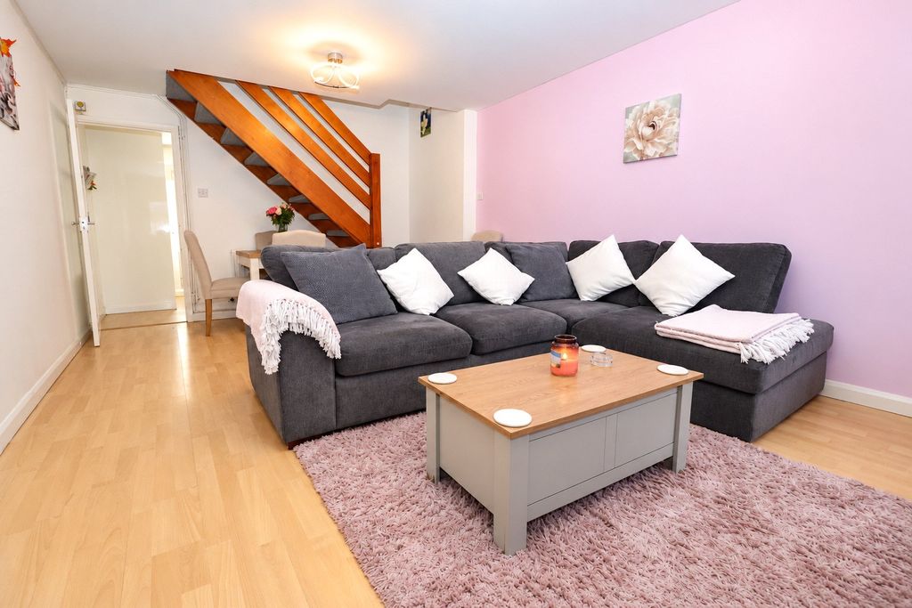 Property photo 2 of 11 Picture No. 04