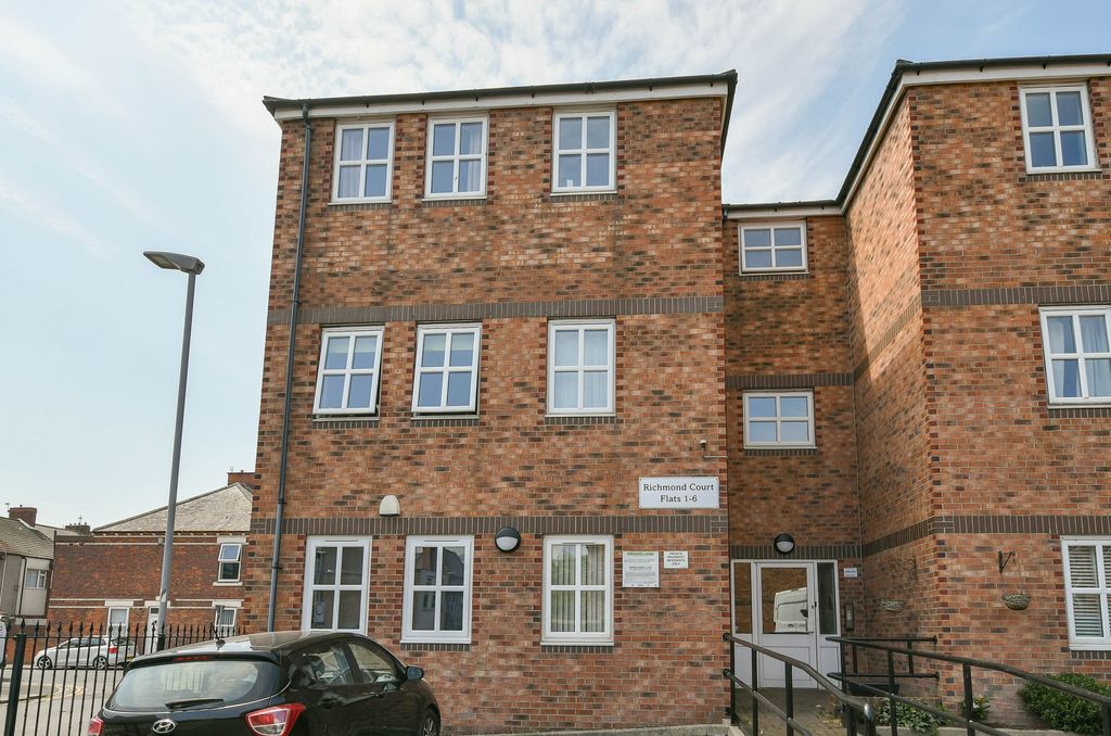 2 bed flat for saleWright Street, Blyth NE24