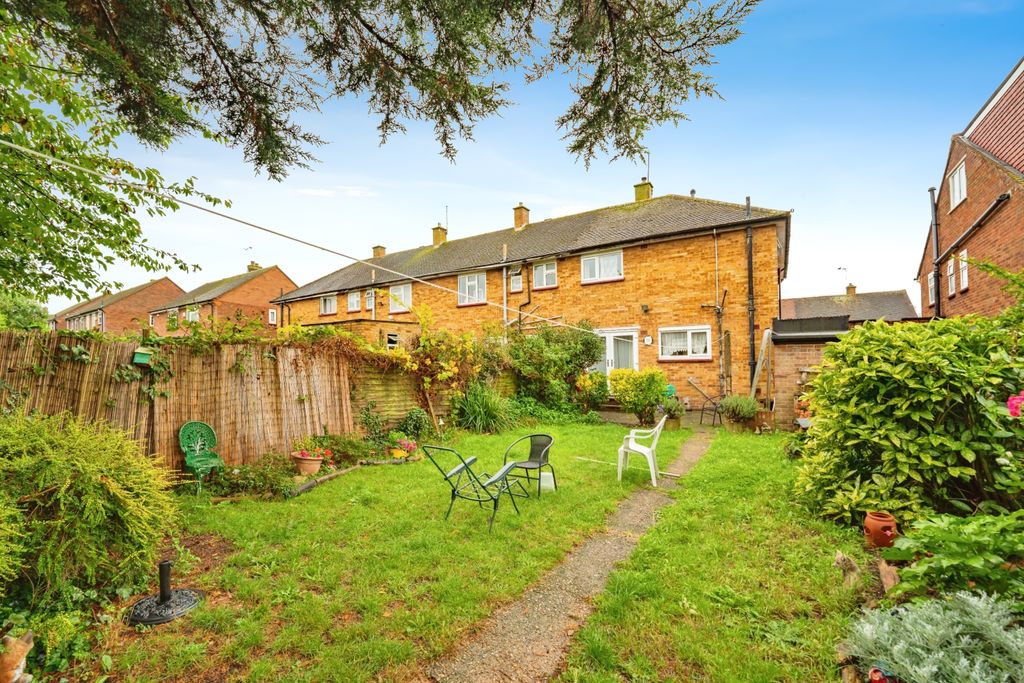 Property photo 2 of 12