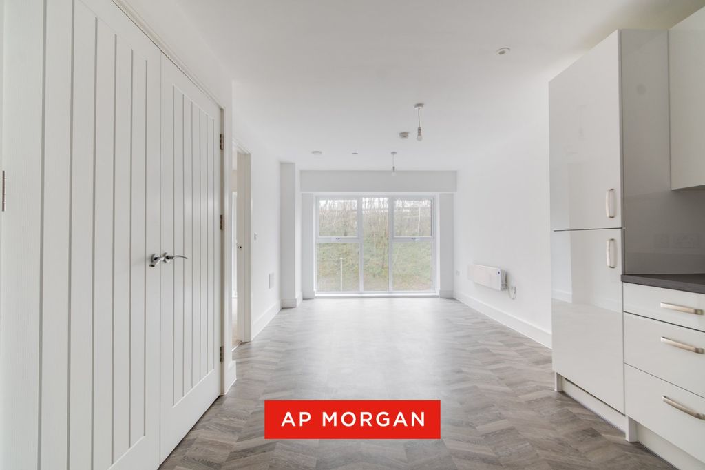 Property photo 2 of 11 Picture No. 05