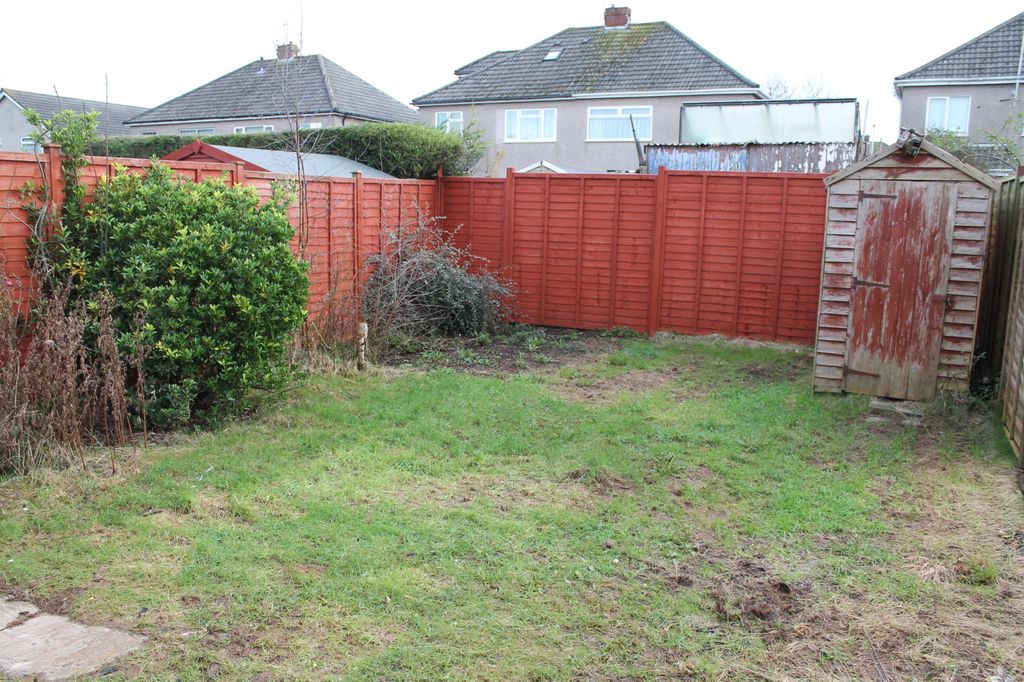 Property photo 2 of 6 Garden