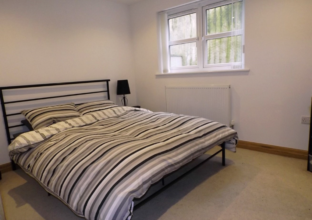 Property photo 3 of 6