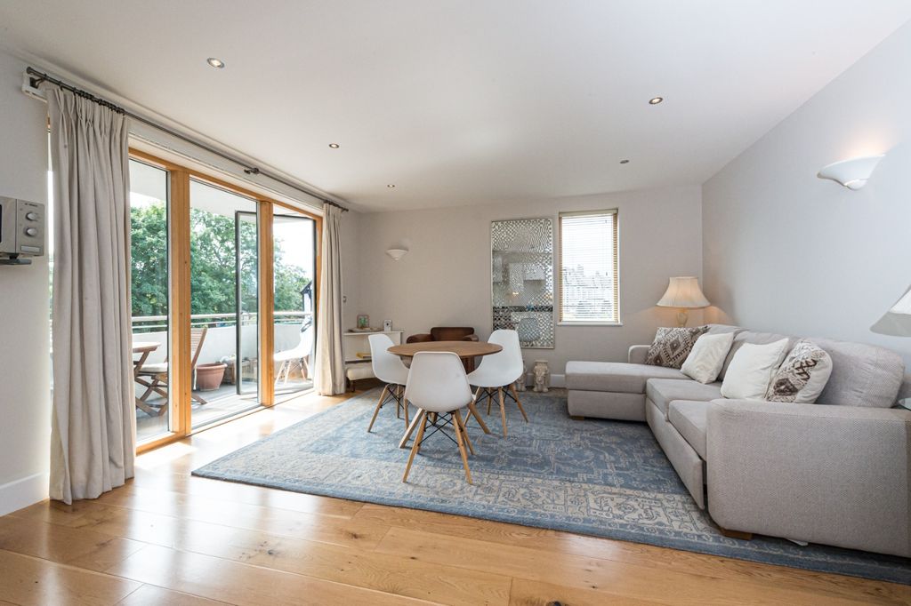 Property photo 1 of 28 3100392