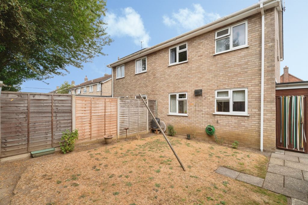 Property photo 3 of 18