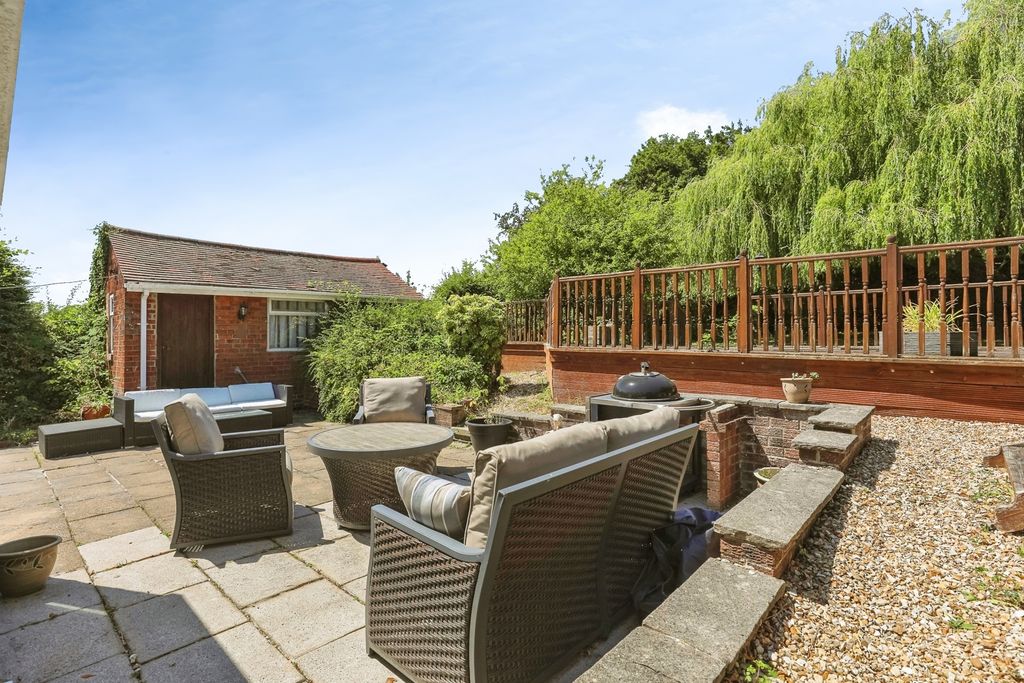 Property photo 3 of 20 Pbox-Img.Jpg