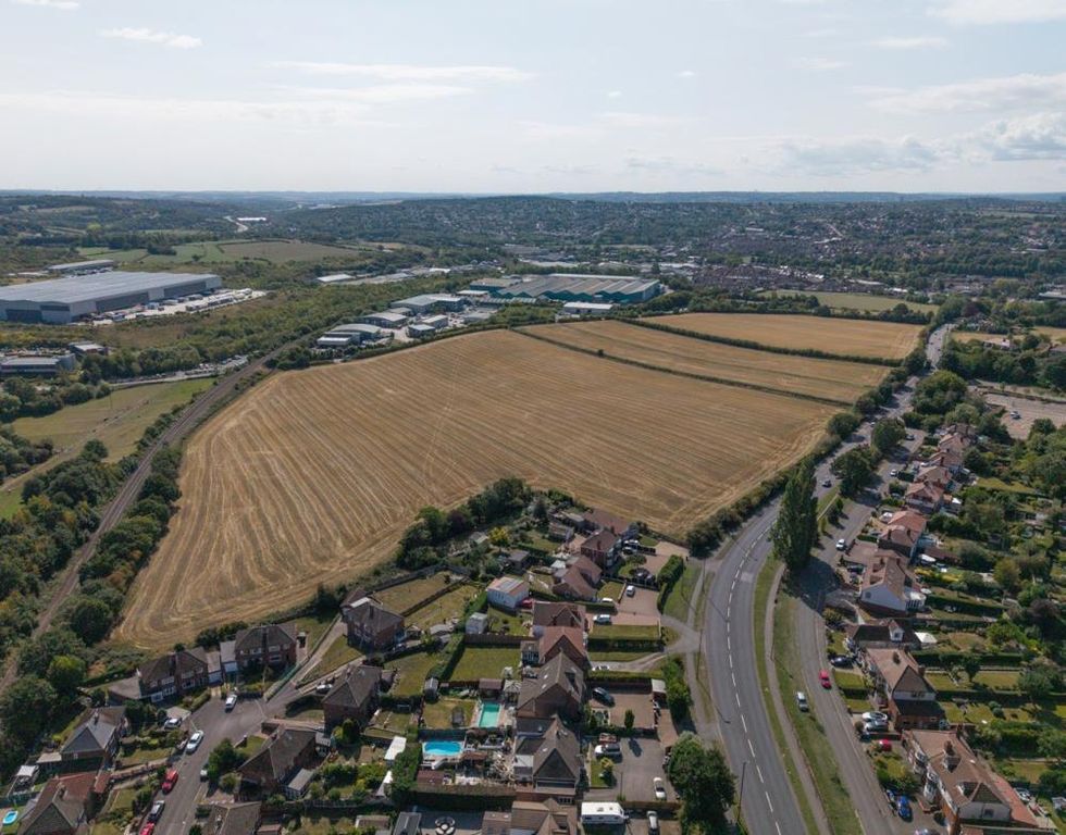 Property photo 2 of 6