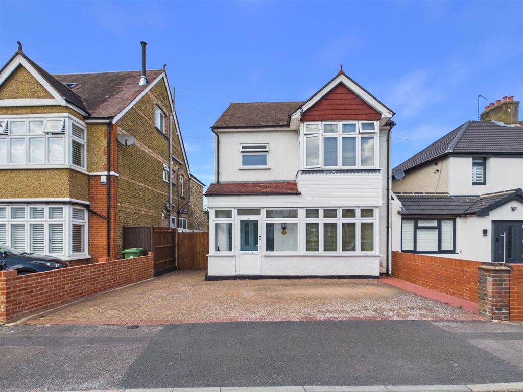 Property photo 1 of 25 Cam01563G0-Pr0284-Still039.Jpg