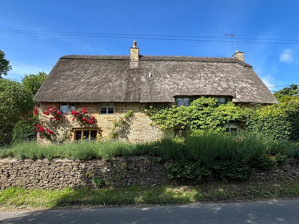 Property photo 1 of 18 Image