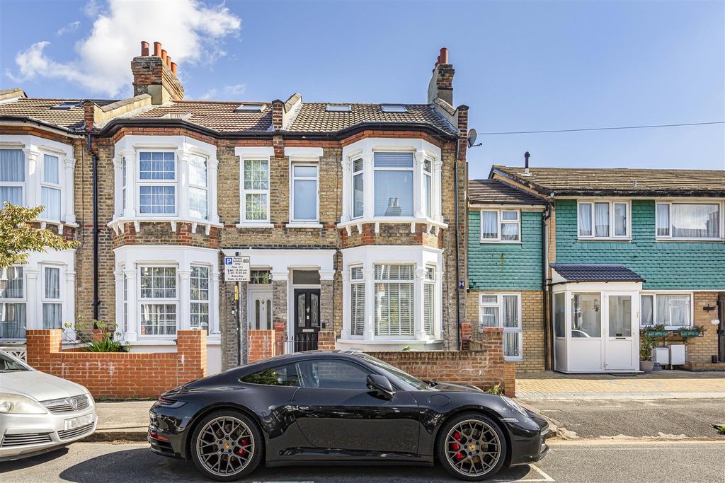 Property photo 1 of 37 1