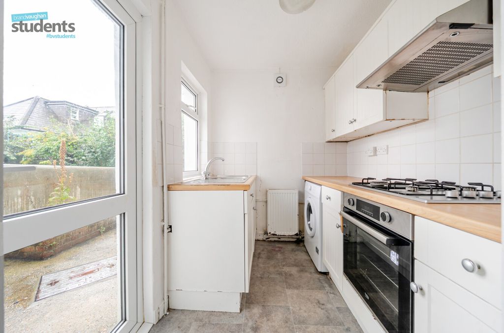 Property photo 3 of 10 Be049Fd2-B6E6-41E...