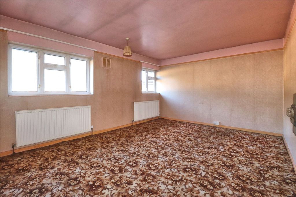 Property photo 3 of 10 Picture No. 06