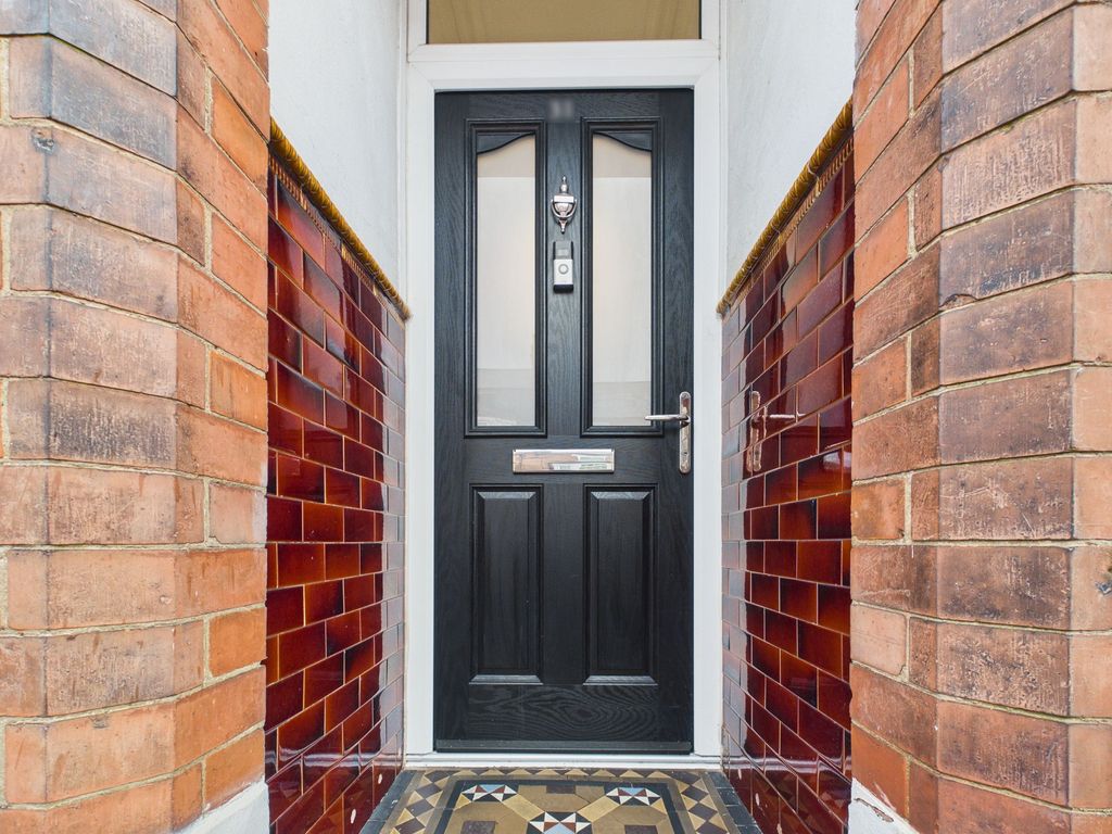 Property photo 2 of 20 Entrance Door