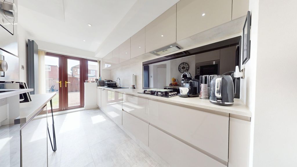 Property photo 1 of 24 5364290