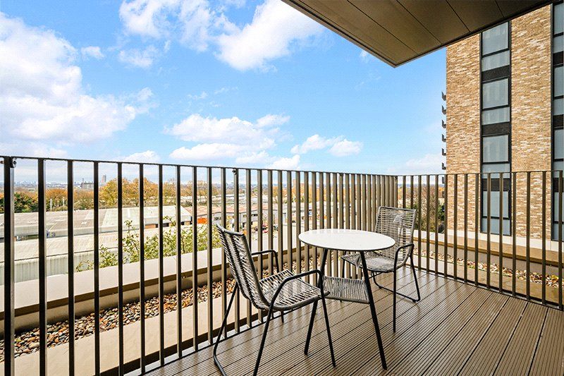 Property photo 3 of 18 Picture No. 06