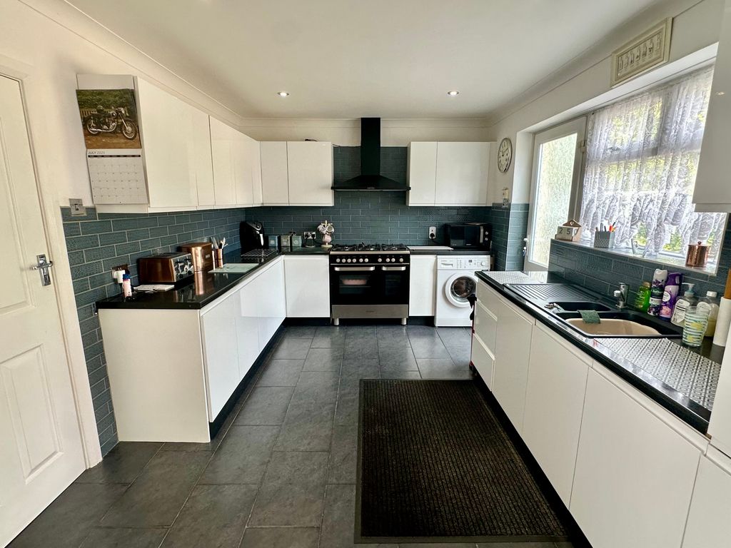 Property photo 2 of 20 Img_6492
