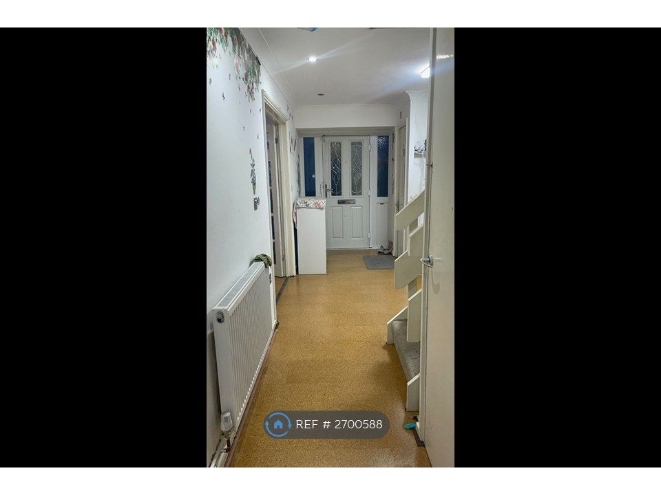 Property photo 3 of 35 Hall Way Downstairs