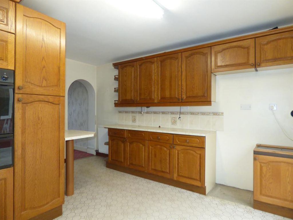 Property photo 3 of 16 Photo 3