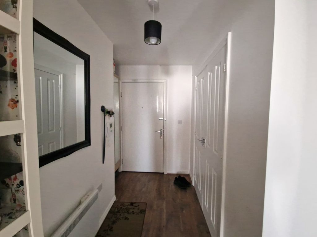 Property photo 2 of 11 Gallery