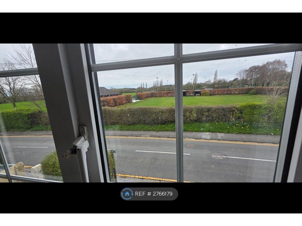 Property photo 3 of 9