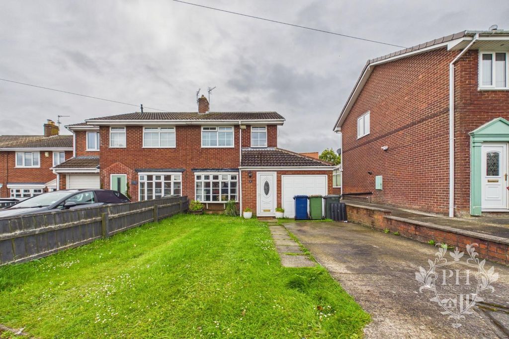 Property photo 1 of 13 31d6Aa66Aab8479987123B27E5c9c293_100_Cam02002G0-Pr