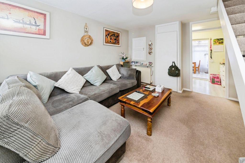 Property photo 3 of 14 Pbox-Img.Jpg