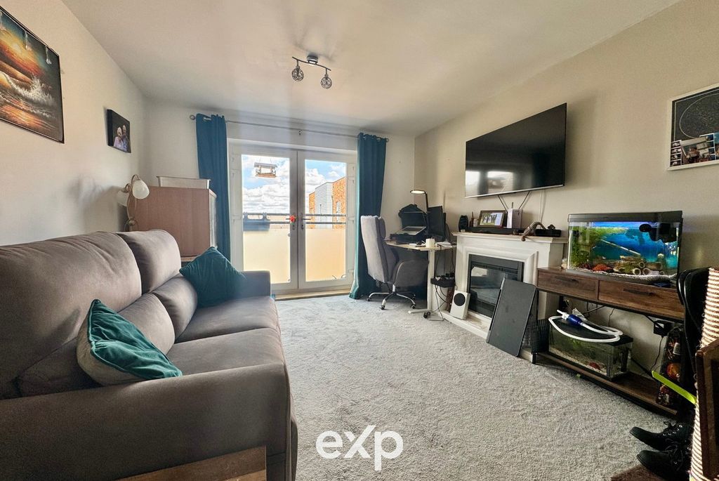 Property photo 3 of 14