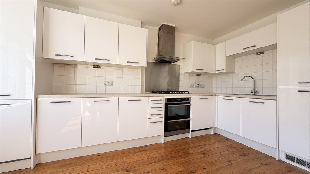 Property photo 2 of 11 Img_7706.Jpeg