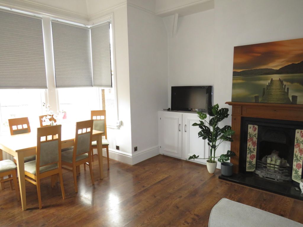 Property photo 3 of 13 Living Room