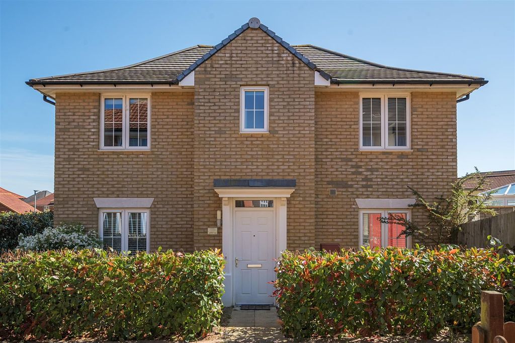 Property photo 1 of 16 4-681Dcee34B07c-1289199-Arw-4-1.Jpg