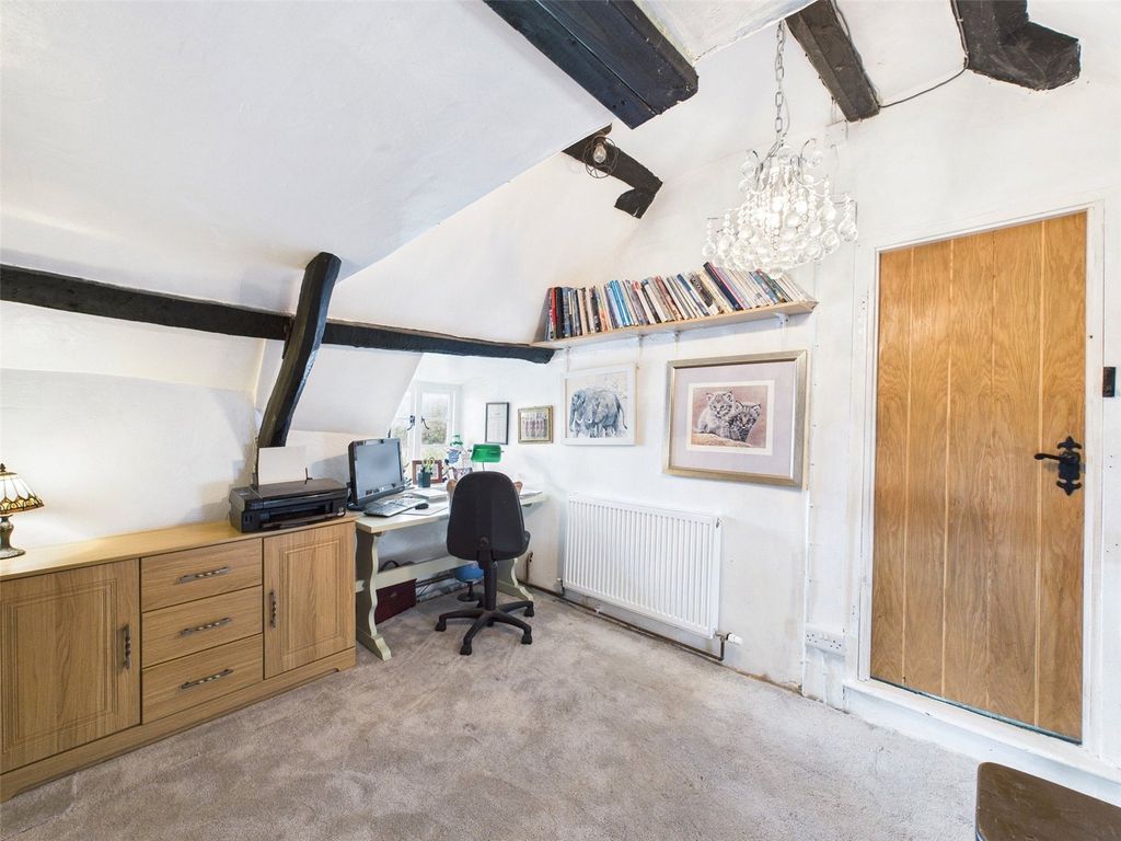 Property photo 3 of 27 Picture No. 24