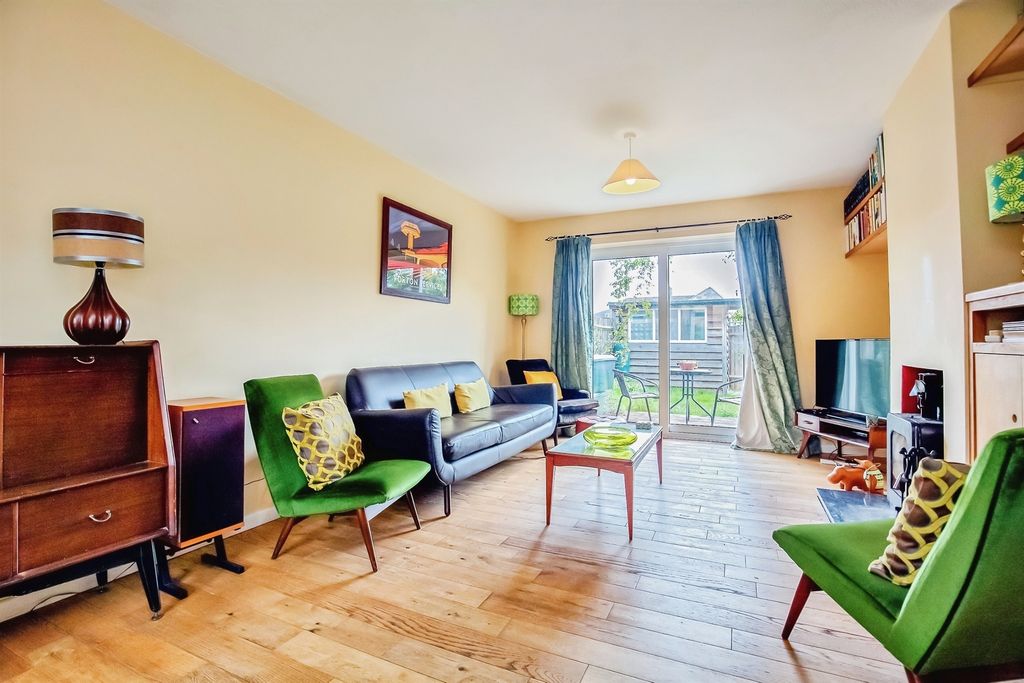 Property photo 2 of 15