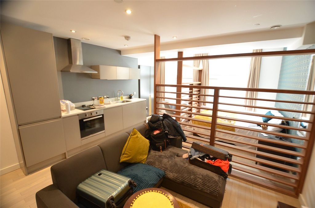 Property photo 3 of 6 Picture No. 05
