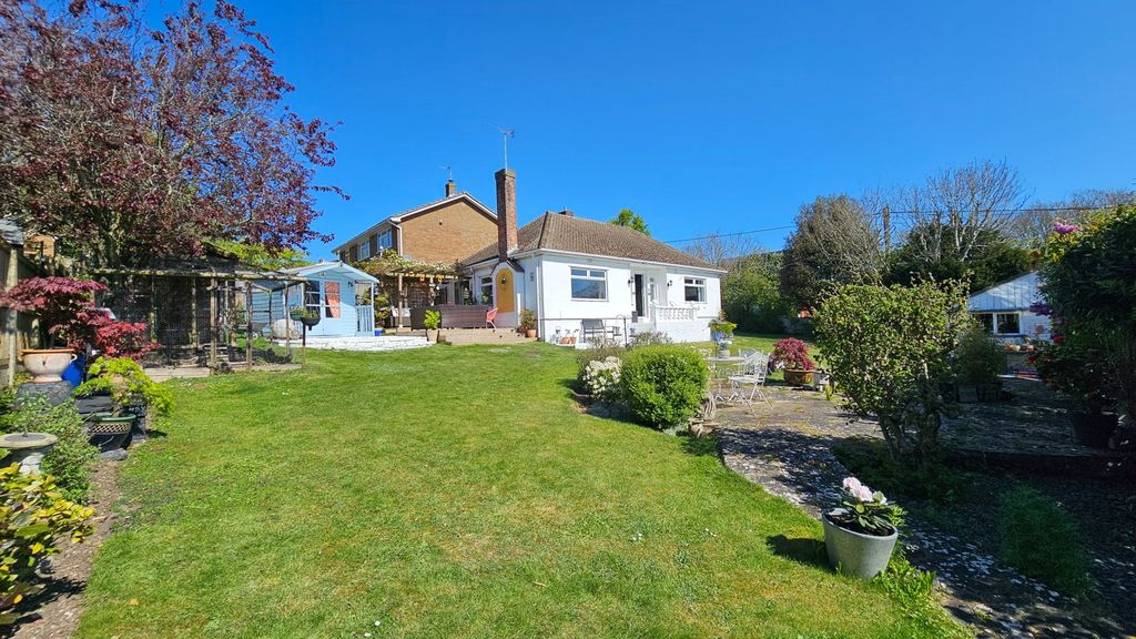 Property photo 1 of 25