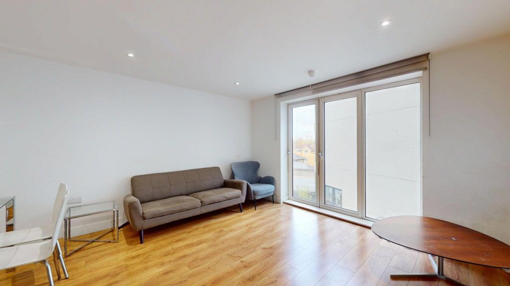 Property photo 1 of 31 Living Room