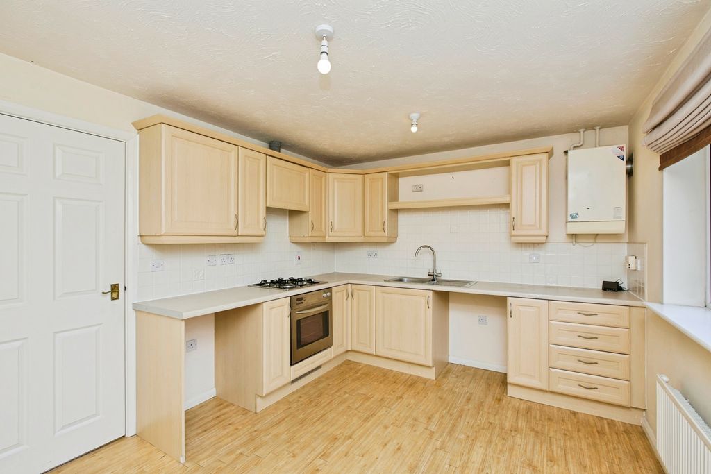 Property photo 3 of 18 Pbox-Img.Jpg