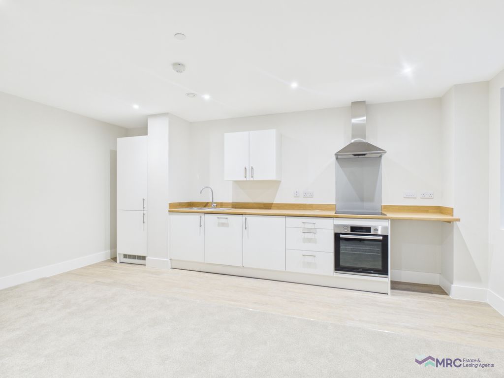 Property photo 2 of 9 Gallery