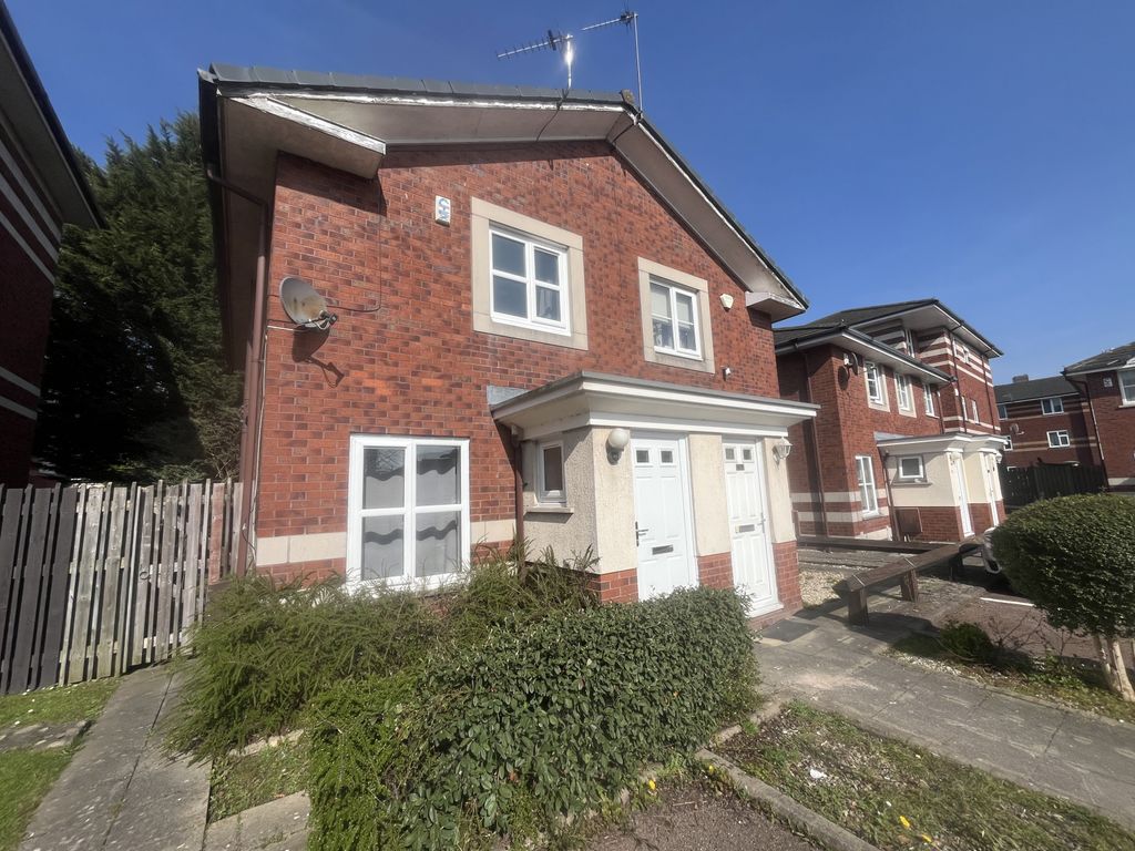Property photo 1 of 11 2 Bedroom Semi Detached For Rent