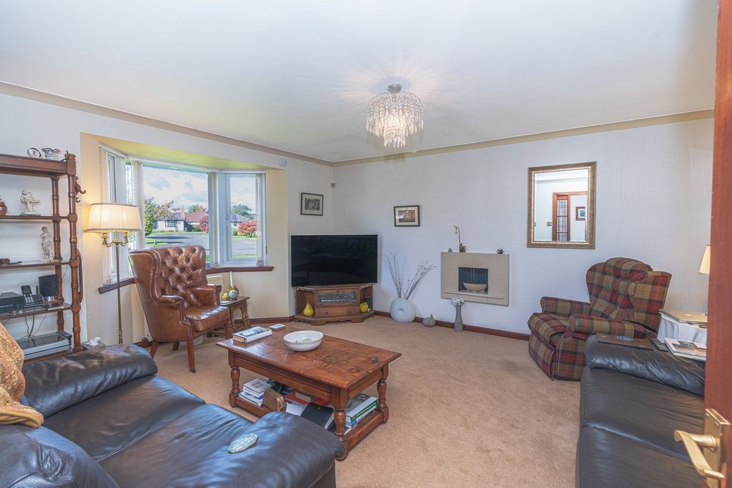Property photo 2 of 38