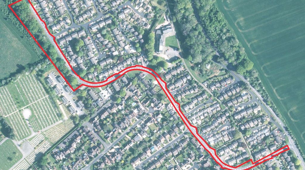 Property photo 1 of 2