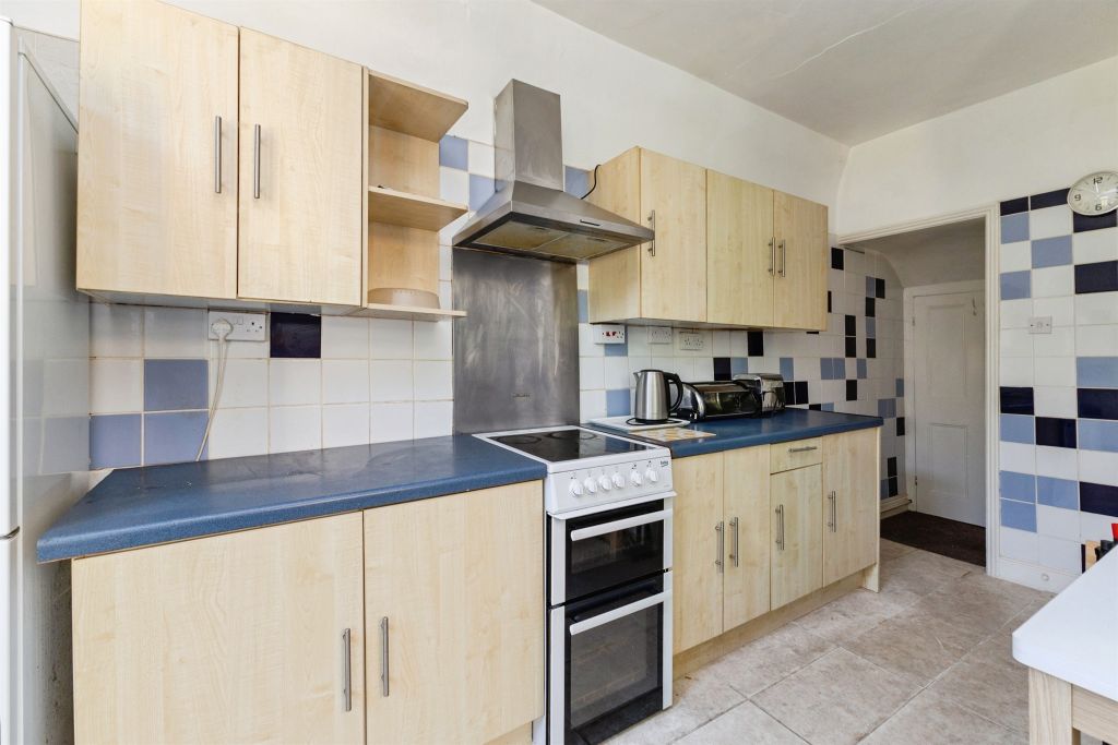 Property photo 3 of 16