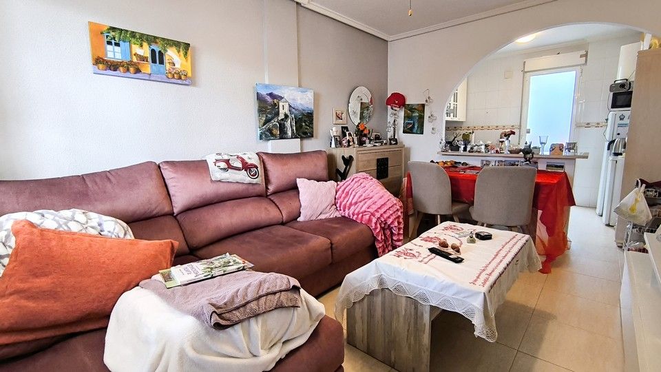 Property photo 3 of 21